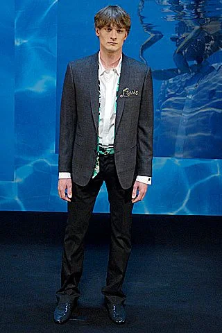 Look 25